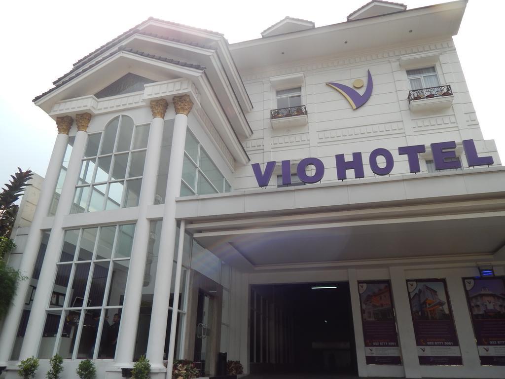 Vio Surapati Bandung Hotel Exterior foto